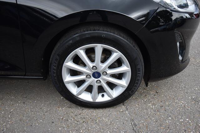 Ford FIESTA 1.5 TDCi Titanium , CLIMATR , CR CONTR , NAVI , LMV16 ,