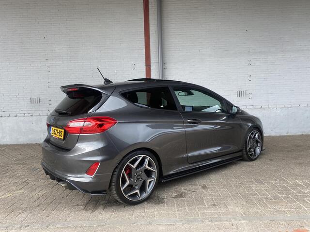 Ford FIESTA 1.5 EcoBoost ST-3 |Pano!|Led!|Winterpack!|Maxton!|