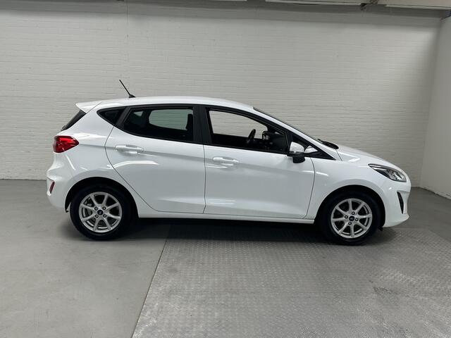 Ford FIESTA 1.0 EcoBoost Titanium CLIMA / CRUISE /NAVI / LMV Financial is mogelijk / Garantie !!!