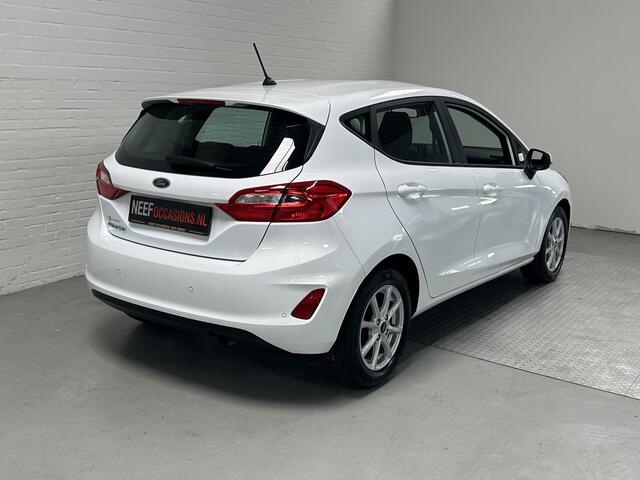Ford FIESTA 1.0 EcoBoost Titanium CLIMA / CRUISE /NAVI / LMV Financial is mogelijk / Garantie !!!