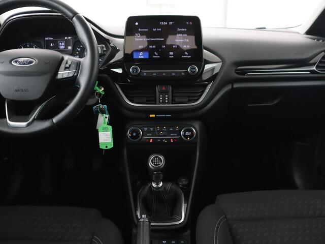 Ford FIESTA 1.0 EcoBoost Titanium | Stoel & stuurverwarming | Trekhaak | Carplay | Climate control | Cruise control | Verwarmde voorruit | Parkeerhulp