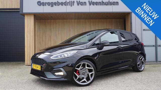 Ford FIESTA 1.5 EcoBoost 200pk ST-3 Recaro LED 5drs *22295km * carplay stoelverw carbon 18inch LM B&O *1ste eigenaar* NL AUTO