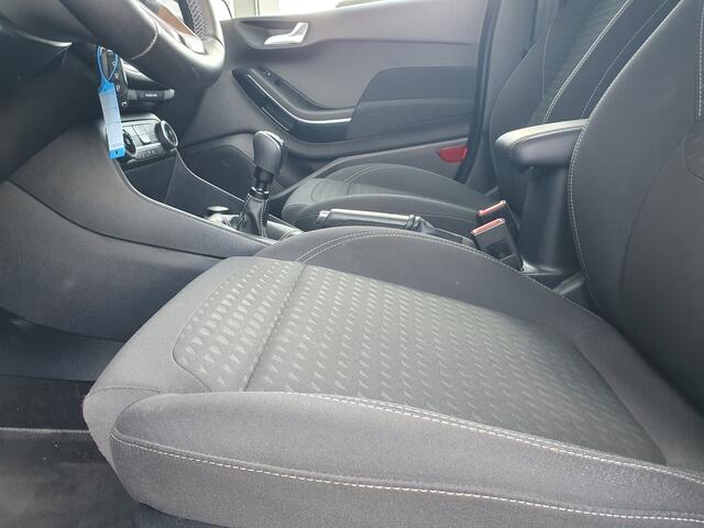 Ford FIESTA 1.0 EcoBoost Titanium PDC/NAVI/CARPLAY/CLIMA/STOELVERW