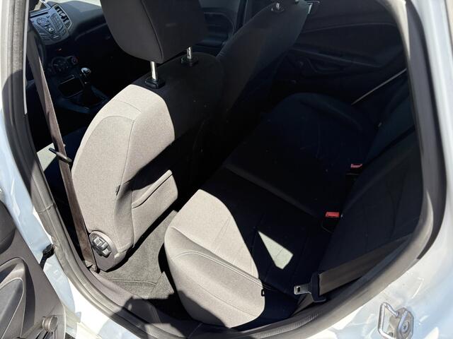 Ford FIESTA 1.0 Style / 5-DEURS / AIRCO / NAVI / 158dkm! NAP!