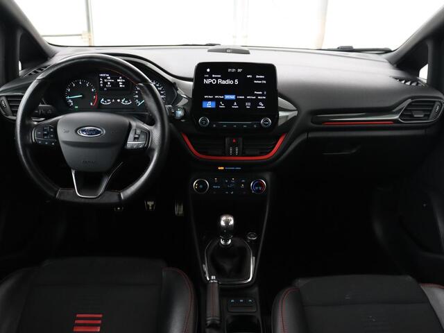 Ford FIESTA 1.0 EcoBoost ST-Line | Stoel & stuurverwarming | B&O Sound | Trekhaak | Carplay | Navigatie | Parkeerhulp | Cruise control | Airco | Bluetooth
