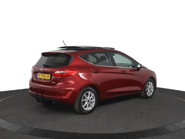Ford FIESTA EcoBoost Hybrid 125 pk Titanium X | Pano | Winter Pack | Camera | Adapt. cruise | full LED | B&O | 100% dealer onderh.