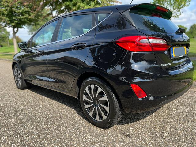 Ford FIESTA 1.0 EcoBoost Hybrid Titanium Navigatie | Camera | Cruise control