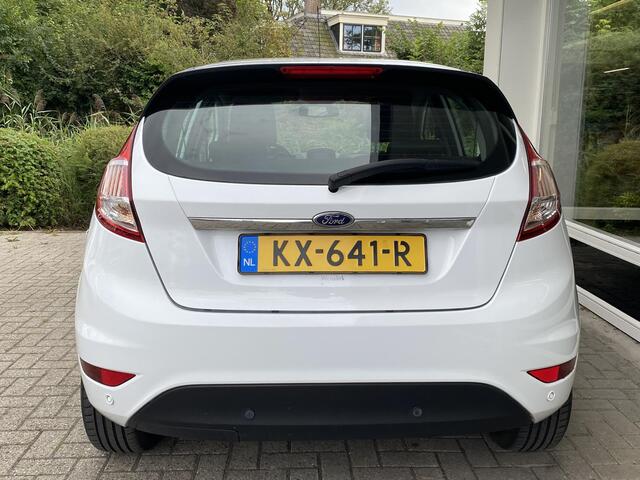 Ford FIESTA 1.0 EcoBoost Titanium | Parkeersensoren | Dealeronderhouden | Navi | Climate Control | Cruise Control | PDC voor & achter
