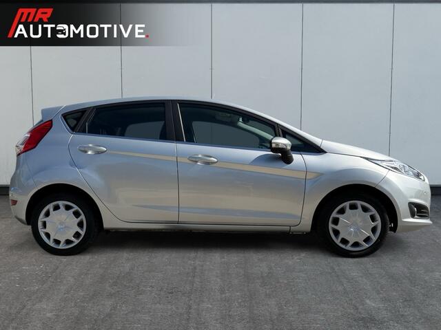 Ford FIESTA 1.0 Ecoboost Titanium - Clima, Cruise, Navi, Parkeersensoren
