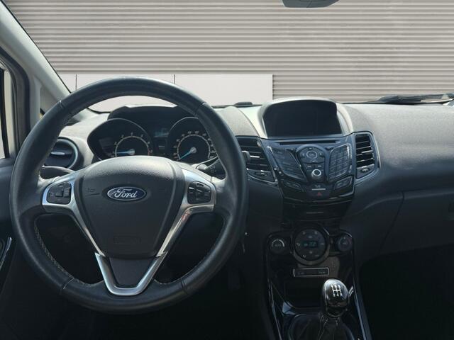 Ford FIESTA 1.0 Ecoboost Titanium - Clima, Cruise, Navi, Parkeersensoren