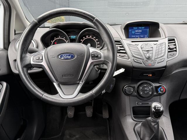 Ford FIESTA 1.0 Style Ultimate 2e Eigenaar,Navi,Airco,Cruise,80pk,5 Deurs,Lm velgen,N.A.P,Pdc V+A,Apk tot 05-2026