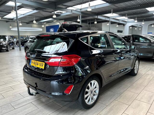 Ford FIESTA EcoBoost 95pk Titanium | Trekhaak | Winterpack | Clima | Cruise | Parkeersens. Achter |
