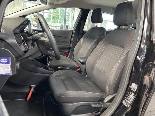 Ford FIESTA EcoBoost 95pk Titanium | Trekhaak | Winterpack | Clima | Cruise | Parkeersens. Achter |