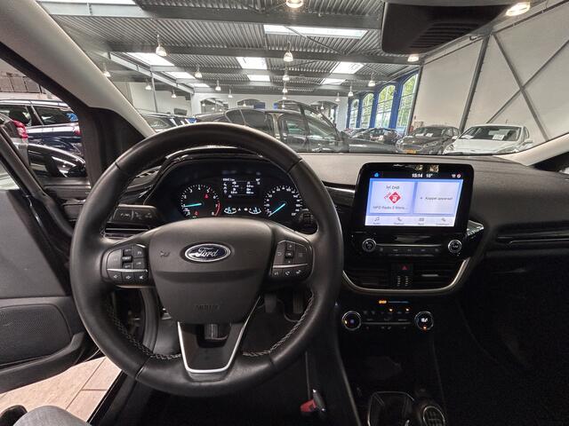 Ford FIESTA EcoBoost 95pk Titanium | Trekhaak | Winterpack | Clima | Cruise | Parkeersens. Achter |