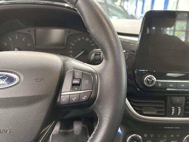 Ford FIESTA EcoBoost 95pk Titanium | Trekhaak | Winterpack | Clima | Cruise | Parkeersens. Achter |