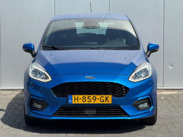 Ford FIESTA EcoBoost 95pk ST-Line | Trekhaak | Winterpack | Cruise | Grote spoiler | Led | Apple carplay |