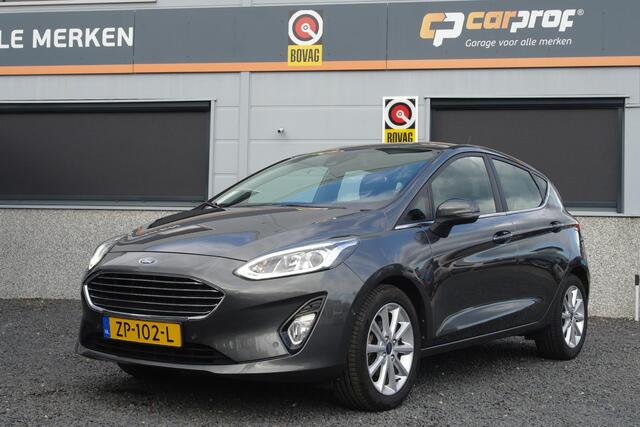 Ford FIESTA 1.0 EcoB. Titanium Navigatie Cruise , PDC , Bovag Garantie 6 Maanden