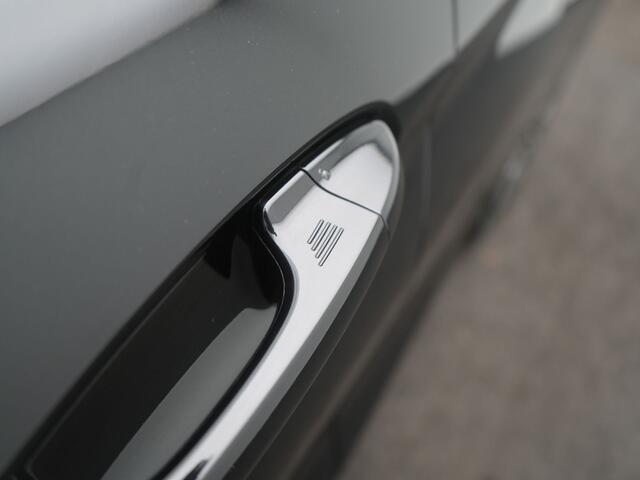 Ford FIESTA 1.0 EcoBoost Hybrid Titanium - RIJKLAARPRIJS - All Seasonbanden - Apple Carplay/Android Auto