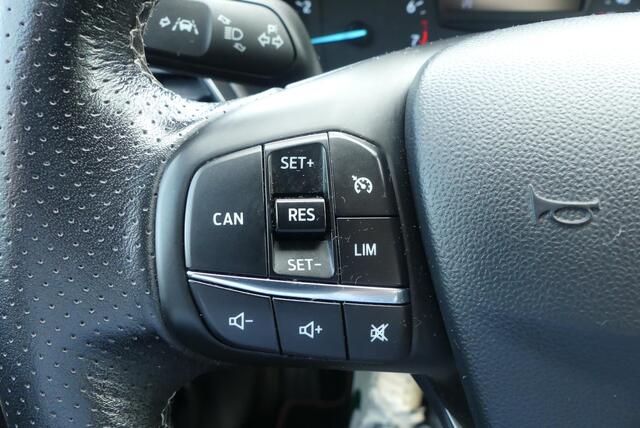 Ford FIESTA 1.0 EcoBoost ST-Line CRUISE, CLIMA, PDC, VOORRUITVERWARMING, LANE ASSIST, DAB, 89.547KM