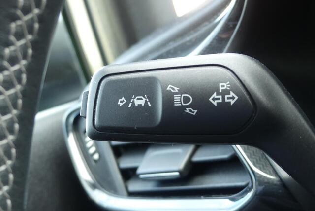 Ford FIESTA 1.0 EcoBoost ST-Line CRUISE, CLIMA, PDC, VOORRUITVERWARMING, LANE ASSIST, DAB, 89.547KM