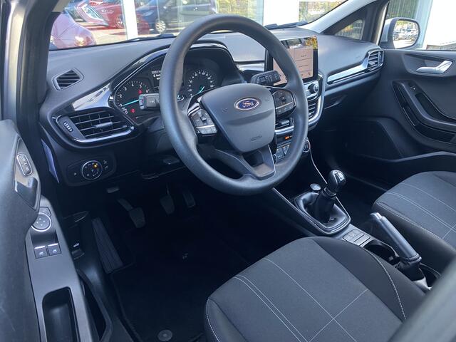 Ford FIESTA 1.1 Trend 85PK Navi, Carplay, Rijklaar met beurt & garantie!