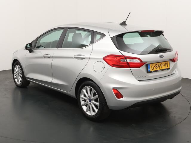 Ford FIESTA EcoBoost 95PK Titanium | Led dagrijverlichting I Climate I PDC I Apple carplay/Android auto I