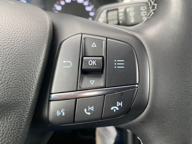 Ford FIESTA BWJ 2023 | 1.0T Hybrid 126PK Titanium | CLIMA | CARPLAY | CRUISE | NAVI | PRIVACY GLASS |