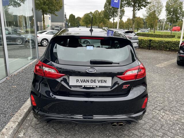 Ford FIESTA 1.5 EcoBoost ST-3 200pk/147kW 6-bak