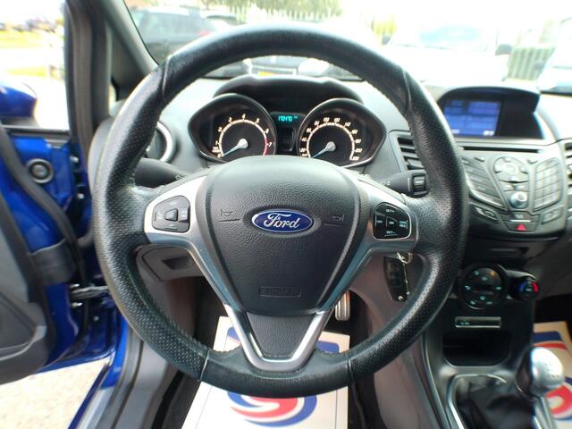 Ford FIESTA 1.0 EcoB. ST Line