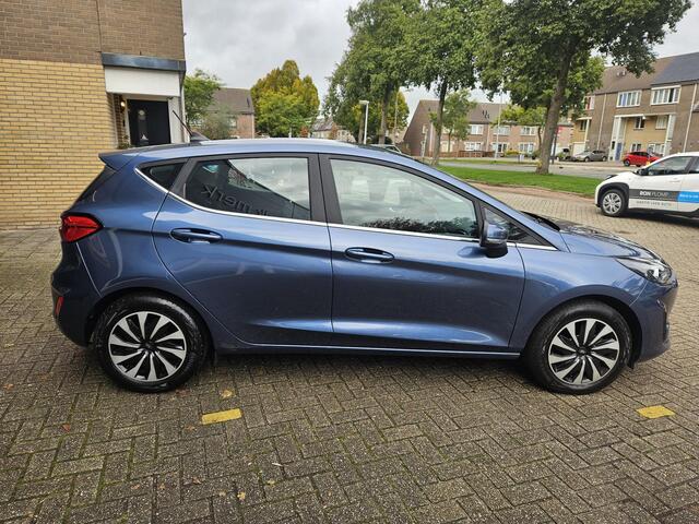 Ford FIESTA 1.0 EcoBoost Hybrid Titanium / Airco clima/ Cruise / Navigatie/ Apple carplay/ PDC/ LED/ LMV