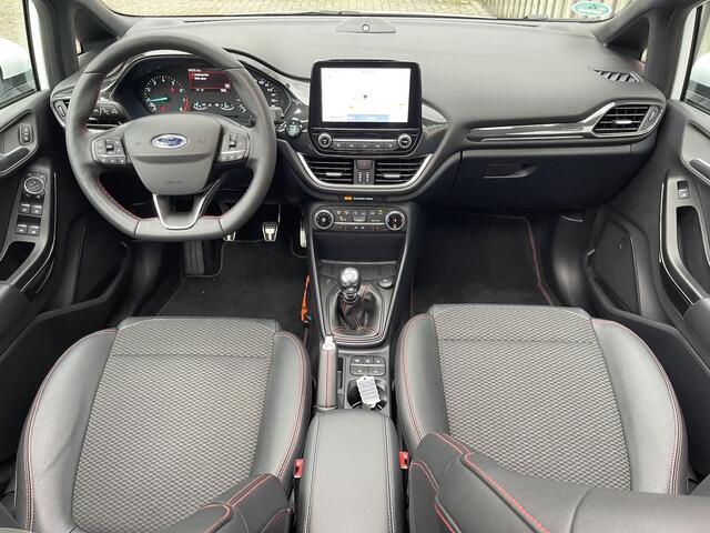 Ford FIESTA 1.0 EcoBoost Hybrid ST-Line X 18''/Panoramadak/Adaptieve cruise/Keyless/Camera/Blindspot/DAB/Apple Carplay & Android Auto/Stoel+stuur+voorruit verwarming