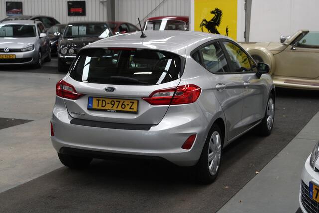 Ford FIESTA 1.1 Trend Airco, Cruise Control, Navigatie, Stuurbekrachtiging