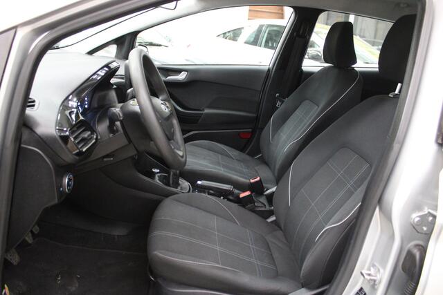Ford FIESTA 1.1 Trend Airco, Cruise Control, Navigatie, Stuurbekrachtiging