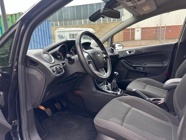 Ford FIESTA 1.0 EcoBoost Titanium Airco, Navigatie, Stoelverw, Lmv!!!!