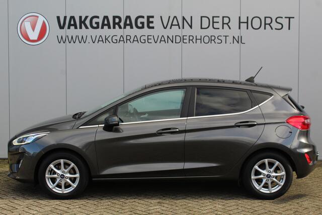 Ford FIESTA 1.0 EcoBoost Titanium 94pk Mooie en zuinige Ford Fiesta in de luxe Titanium uitvoering. Trekhaak, Clima, Cruise, Lane Assist,