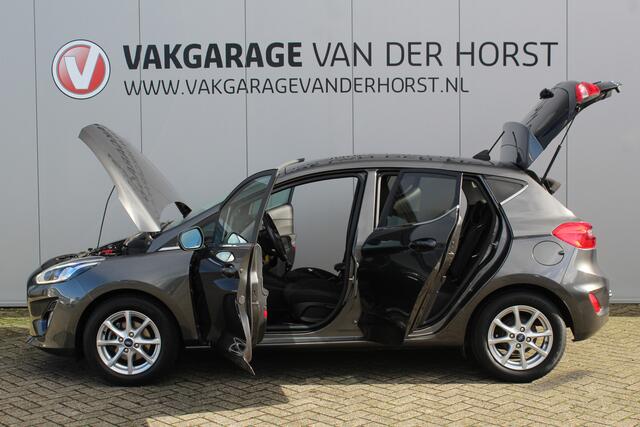 Ford FIESTA 1.0 EcoBoost Titanium 94pk Mooie en zuinige Ford Fiesta in de luxe Titanium uitvoering. Trekhaak, Clima, Cruise, Lane Assist,