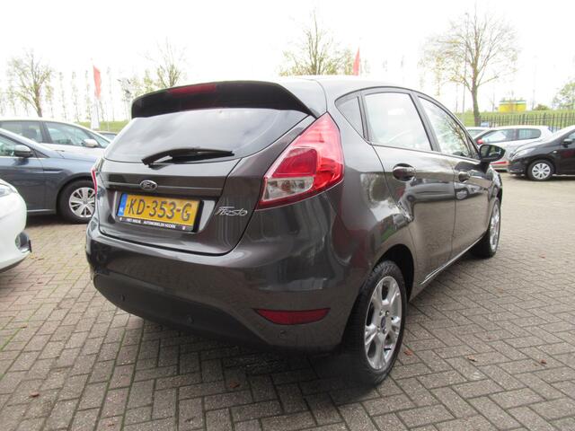 Ford FIESTA 1.0 Style Ultimate | Airco | Navigatie | Parkeersensoren | Incl. Garantie | Lichtmetalen velgen | LED Dagrijverlichting |