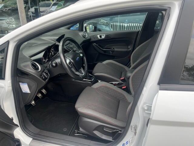 Ford FIESTA 1.0 ST-LINE 5Drs NAVI PDC ECC