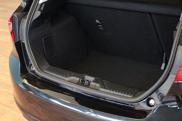 Ford FIESTA 1.0 EcoBoost Titanium | NAVI | PDC ACHTER | VRUIT/STUUR/STOELVERW | CRUISE | LANE-ASSIST