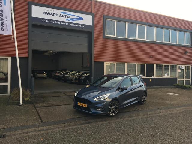 Ford FIESTA 1.0 EcoBoost ST-Line Climate Controle | Cruise Controle | Navigatie | Parkeer sensoren achter | Radio/DAB en Car Apple play | 17 Inch Velgen met all-season banden | ST Achter Spoiler | Voorruit verwarming | NAP | Nederlandse auto |