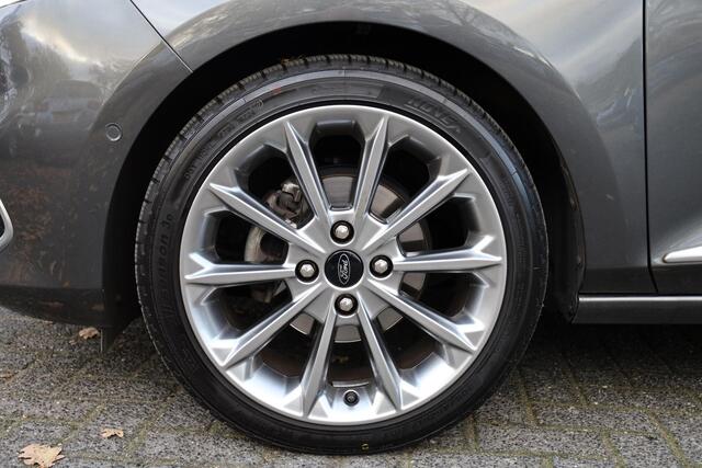 Ford FIESTA 1.0 EcoBoost Vignale LEER PANO CARPLAY B&O STOEL/STUUR/RUITVERW. CAMERA ACC CLIMA NAVI DAB NAP 2XPDC 17''LMV