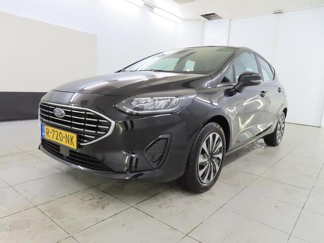 Ford FIESTA 125pk Eco Hybrid Titanium Navigatie Climat Adaptieve Cruise Control 19.000km NL-Auto