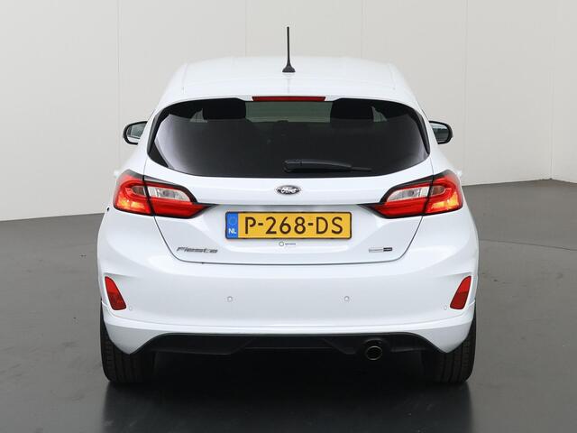 Ford FIESTA 1.0 EcoBoost Hybrid ST-Line | Winterpakket | Climate Control | Parkeersensoren | Cruise Control | Navigatie via Carplay |