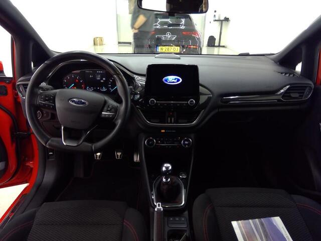 Ford FIESTA 100pk ST-Line Navi Climat Adaptive Cruise Winter pack Parkeersensoren Dealeronderhouden