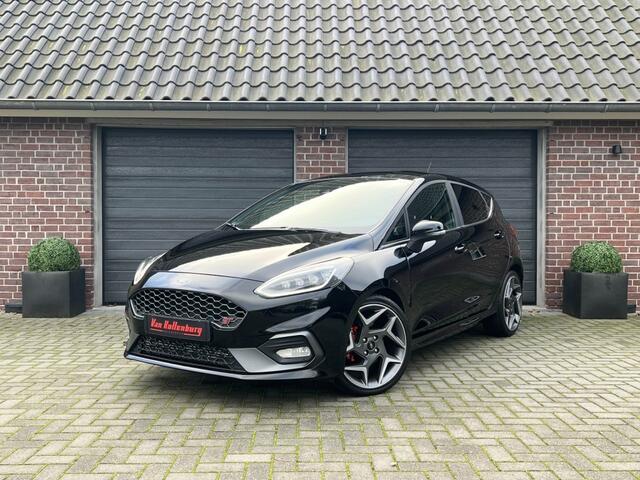 Ford FIESTA ST-3 1.5 Ecoboost 200 PK LED BenO Carplay Keyless