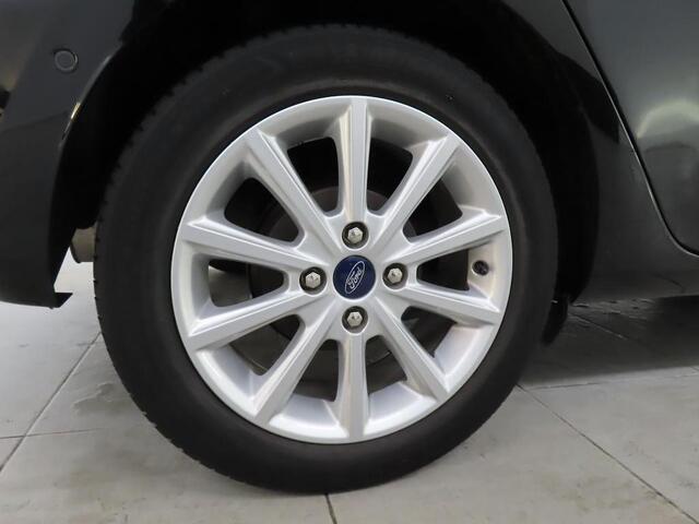 Ford FIESTA 100pk EcoBoost Titanium Navi Camera Winter Parking pack Climat Cruise DAB+ Dealeronderhouden