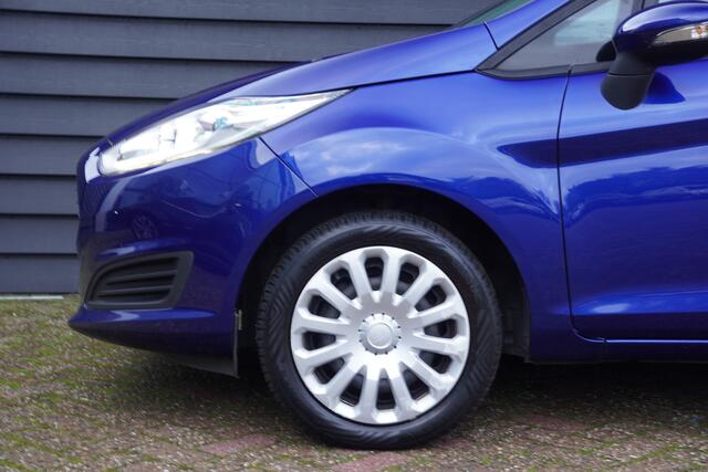 Ford FIESTA 1.0 Style - AIRCO - NAVIGATIE - CRUISE - ELEKTR. PAKKET - 66454 KM NAP -