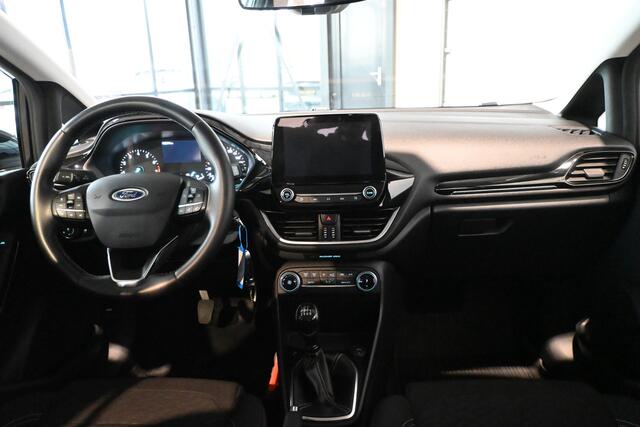 Ford FIESTA 1.0 EcoBoost Hybrid Titanium Navigatie Carplay LED 1e Eigenaar Rijklaarprijs Inruil Mogelijk!
