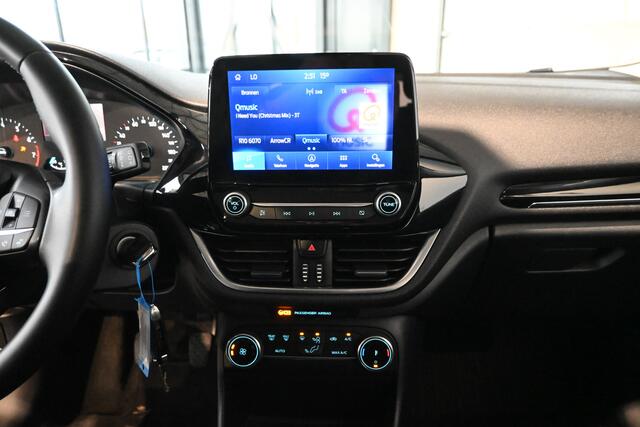 Ford FIESTA 1.0 EcoBoost Hybrid Titanium Navigatie Carplay LED 1e Eigenaar Rijklaarprijs Inruil Mogelijk!
