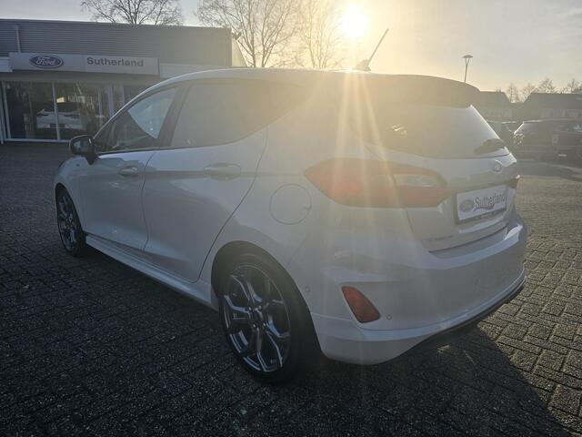 Ford FIESTA 1.0 EcoBoost Hybrid ST-Line X | Adaptive cruise control | Winter Pack | Dodehoeksensoren | Full-LED koplampen | Achteruitrijcamera | Draadloze telefoonlader | Privacy glass